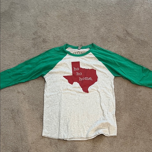 Texana Outfitters Tops - 'Ho Ho Home' Texas Green and Heather Gray Raglan Long Sleeve Graphic Tee-size M